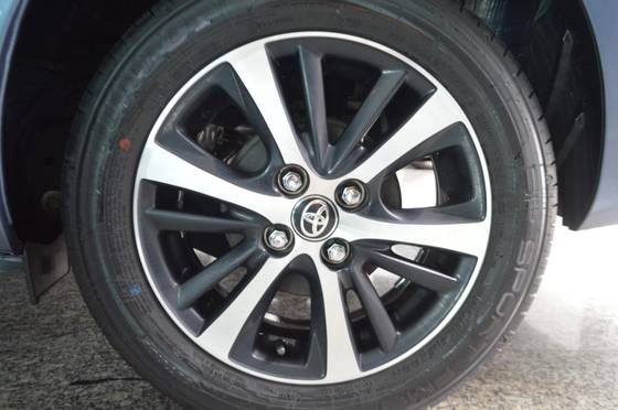 TOYOTA YARIS 1.5 16V FLEX XS MULTIDRIVE TOYOTA YARIS 1.5 16V FLEX XS MULTIDRIVE